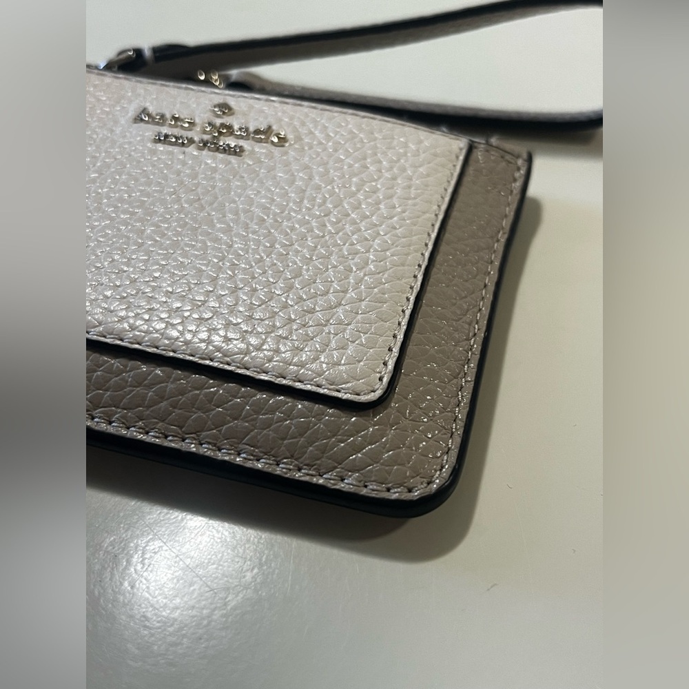 Kate Spade Colorblock Lena Pebbled Leather Wristlet Small CardHolder Cream Taupe - Picture 4 of 10